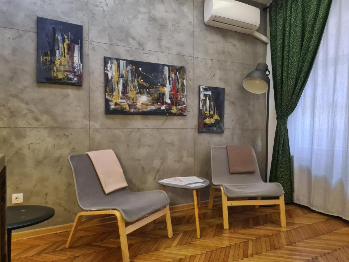 Urban Studio In City Center 베오그라드 외부 사진