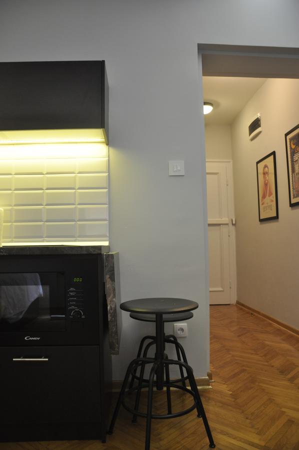 Urban Studio In City Center 베오그라드 외부 사진